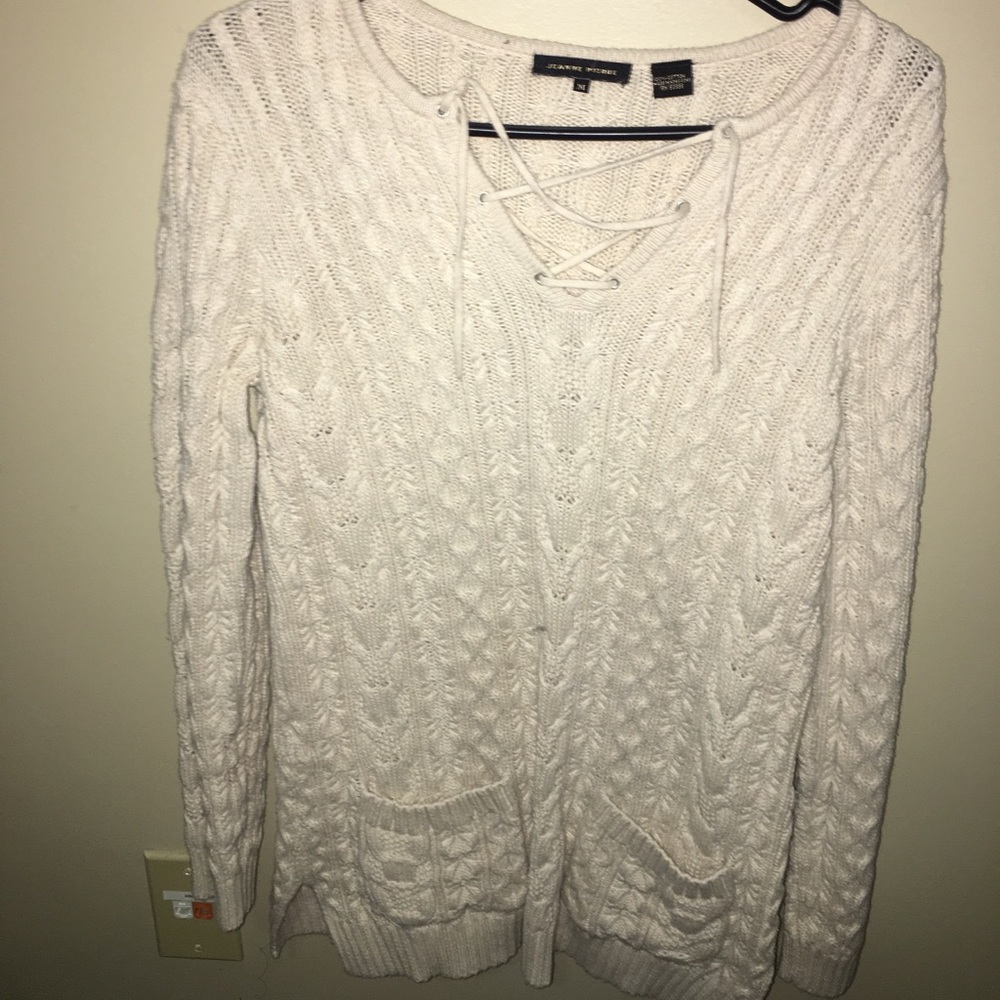 Long front detail Sweater